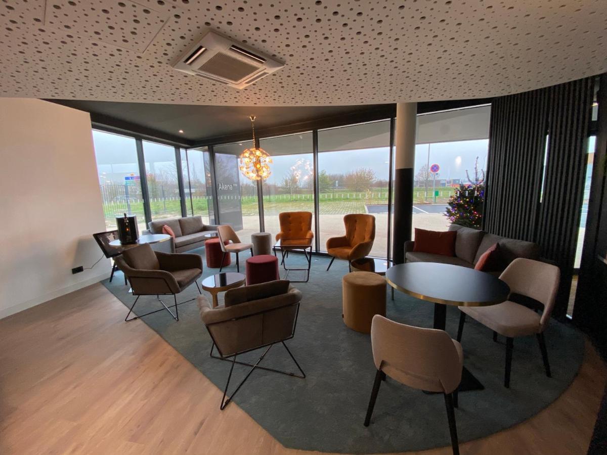 Les Noes-pres-Troyes Hotel Akena Troyes - La Chapelle St-Luc מראה חיצוני תמונה