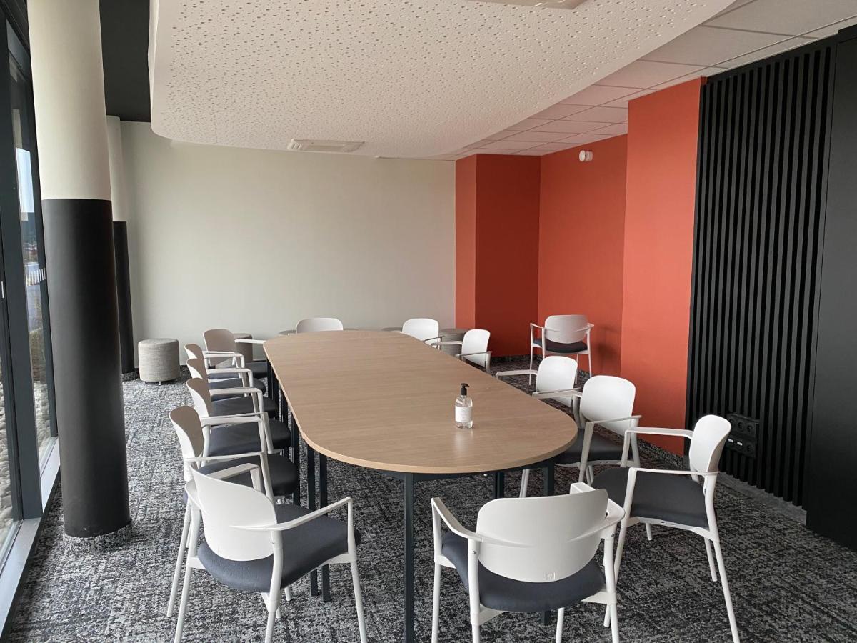 Les Noes-pres-Troyes Hotel Akena Troyes - La Chapelle St-Luc מראה חיצוני תמונה