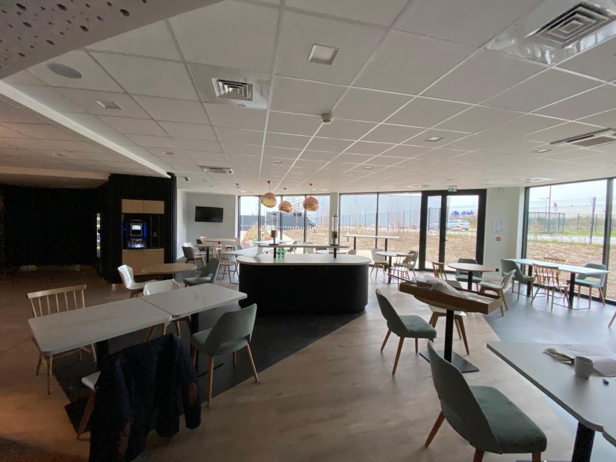 Les Noes-pres-Troyes Hotel Akena Troyes - La Chapelle St-Luc מראה חיצוני תמונה