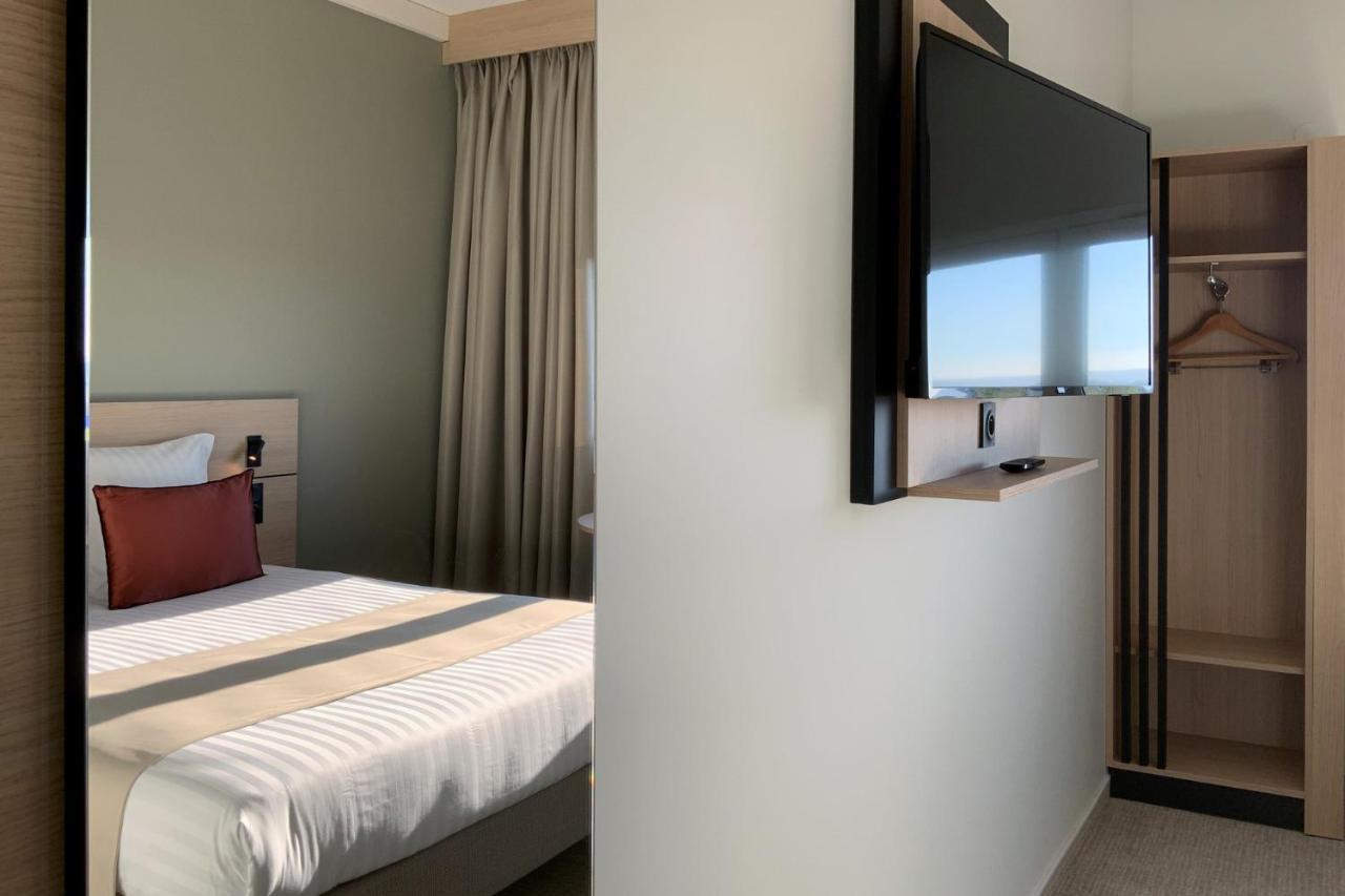 Les Noes-pres-Troyes Hotel Akena Troyes - La Chapelle St-Luc מראה חיצוני תמונה